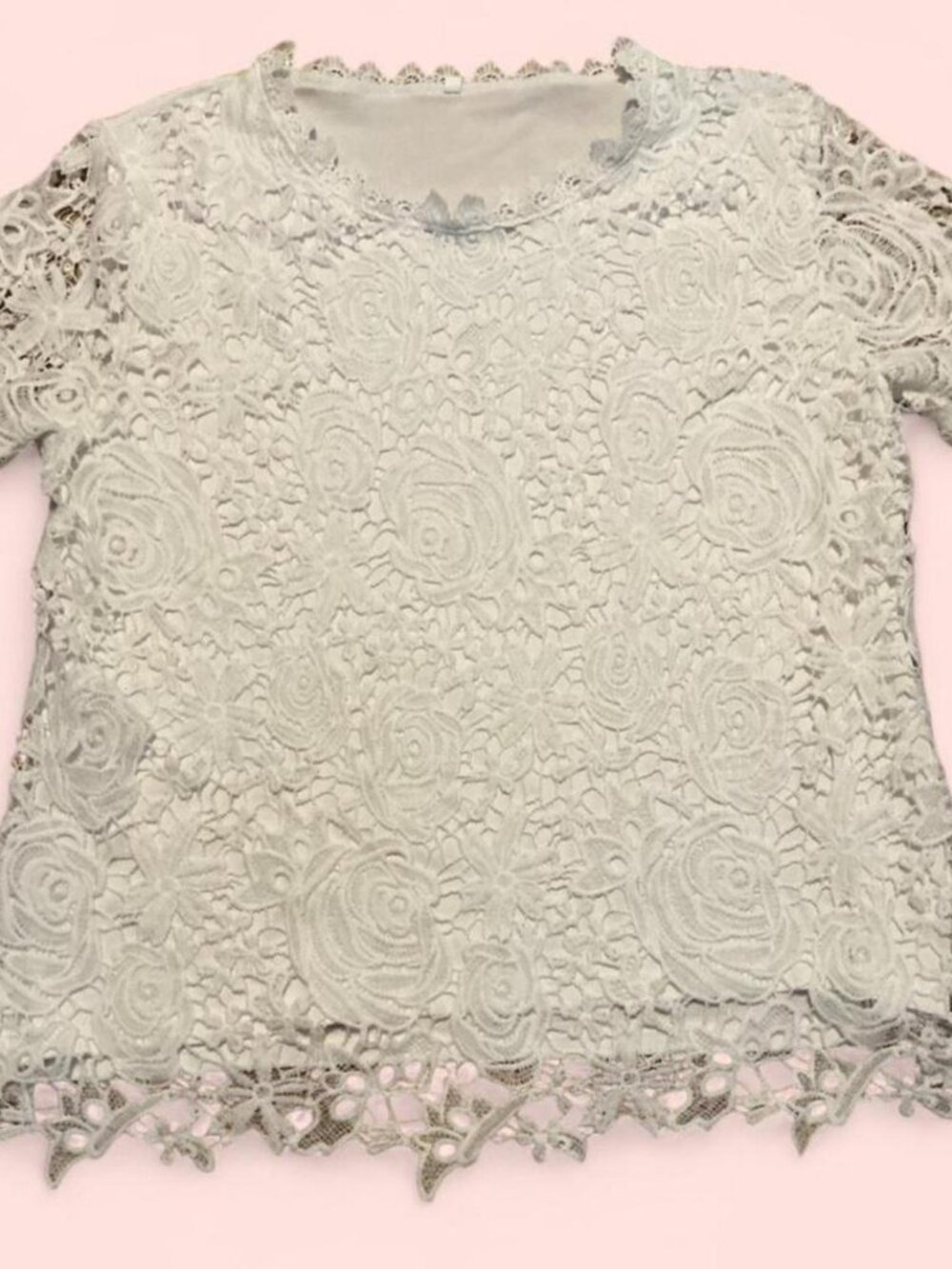 White lace short sleeve blouse with floral lace sleeves Size 2XL